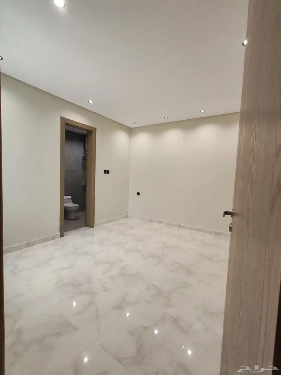 للبيع فيلا تصميم ممتاز تشطيب مودرن بمدينه احد رفيده 43
