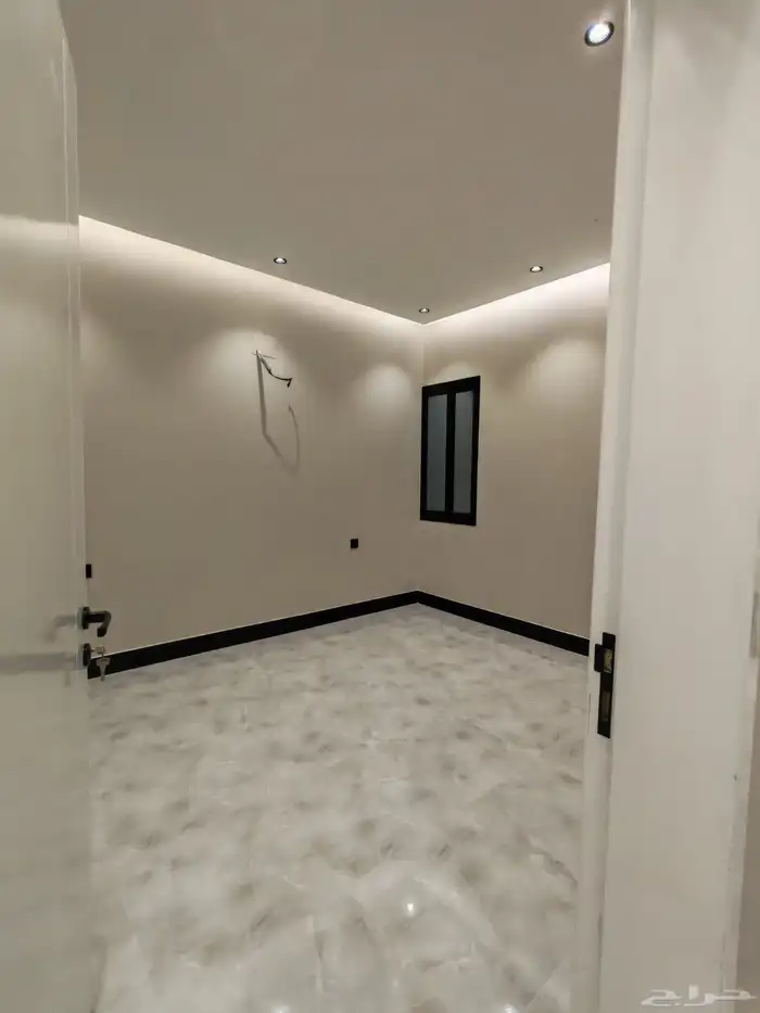 للبيع شقق ارضي تصميم مودرن مدخل مستقل مدينه احد رفيده 11