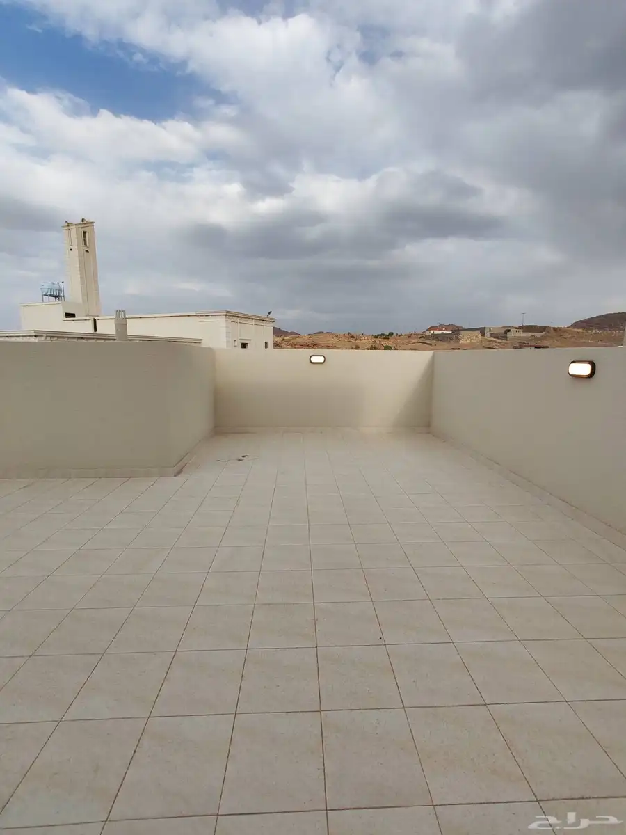 للبيع فيلا تصميم ممتاز تشطيب مودرن بمدينه احد رفيده 47