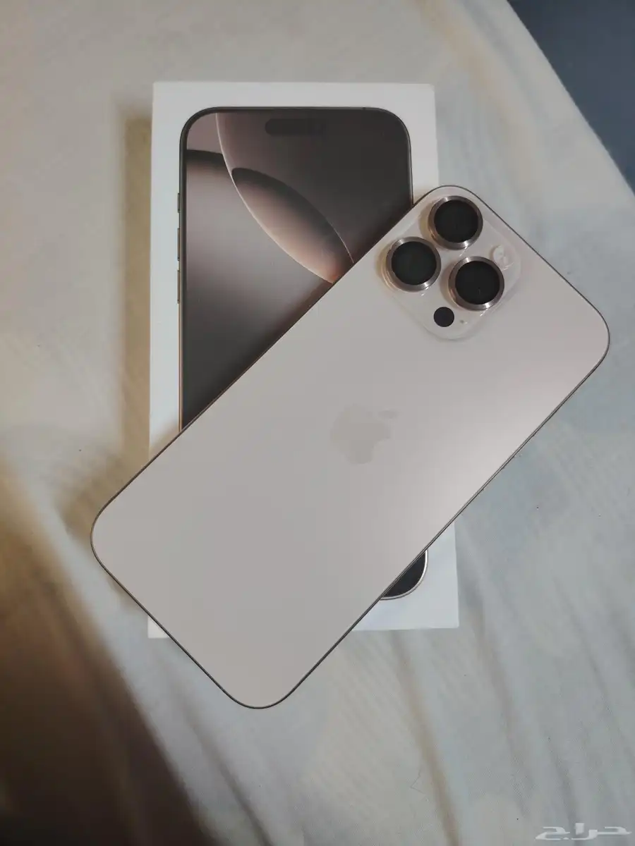 ايفون 16 برو ماكس تيتانيوم صحراوى 4