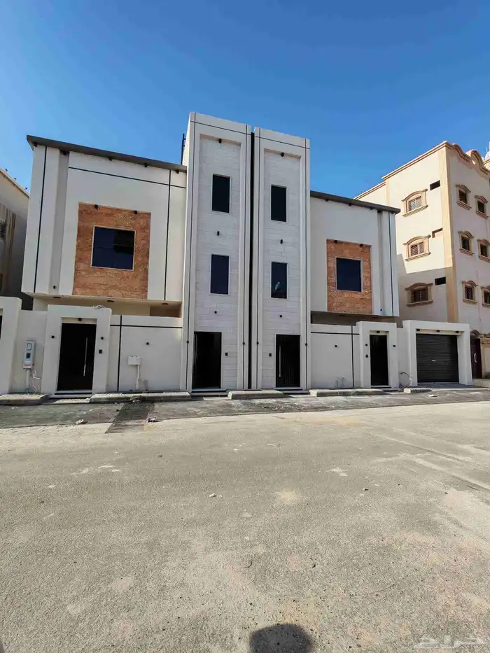 للبيع شقق ارضي تصميم مودرن مدخل مستقل مدينه احد رفيده 0