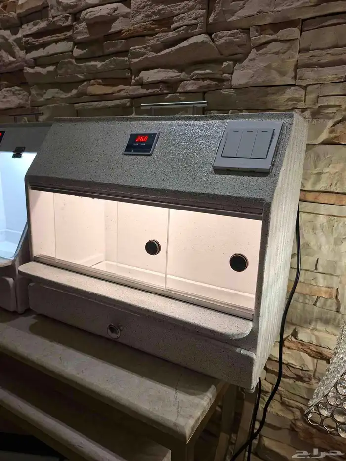 حاضنه الكترونيه 7