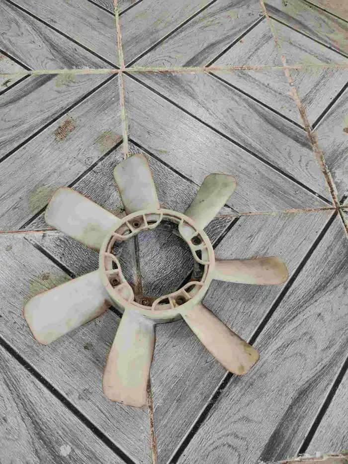 قطع متنوعة كرسيدا 77 إلى 80. و 89 إلى 96 10
