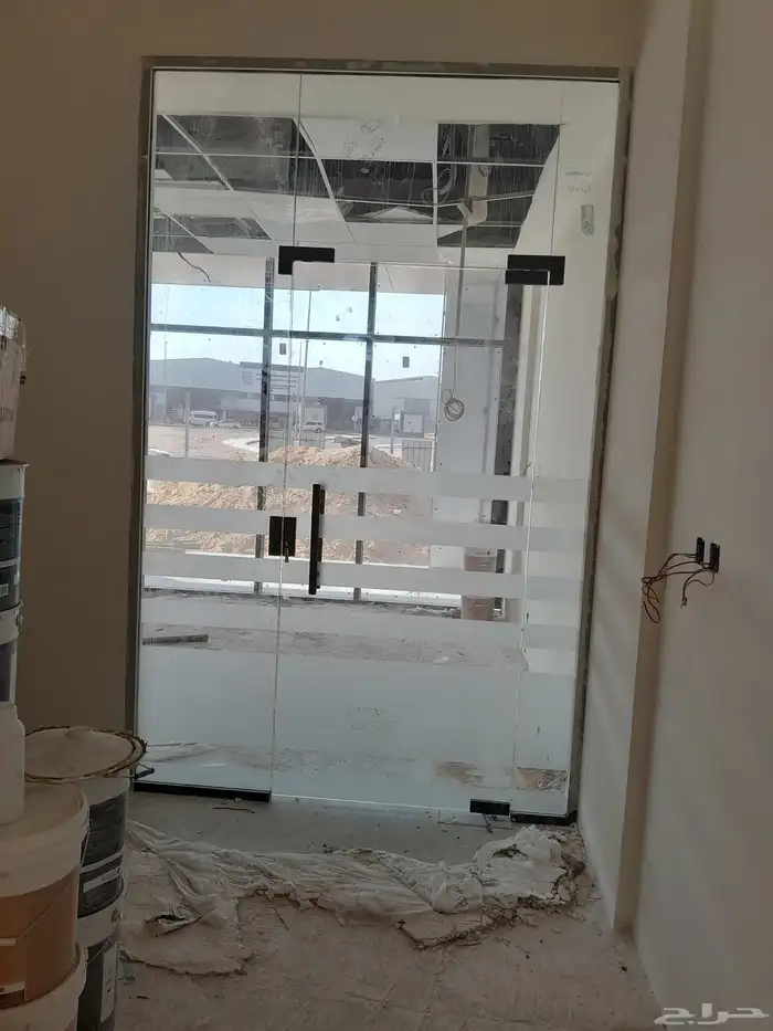 لجميع ازجاج اسكريت والمنيوم وجهات فك وتركيب صيدلية مكاتب 4