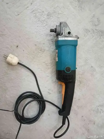 grander Makita 1050 watts صاروخ ماكيتا 1050 وات حجم متوسط 1