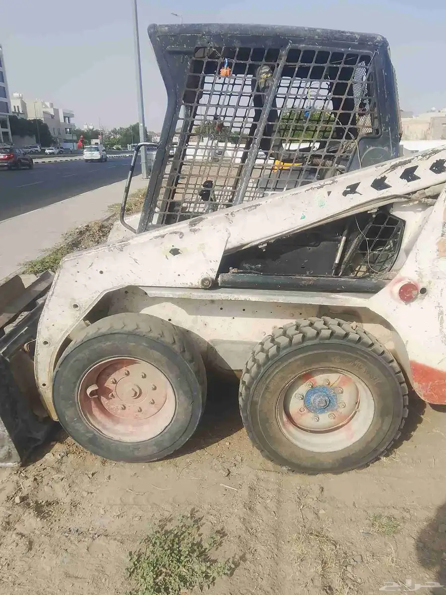 للبيع بب ات مديل 2009م ين  نظيف ورق  جي  ي شر 0