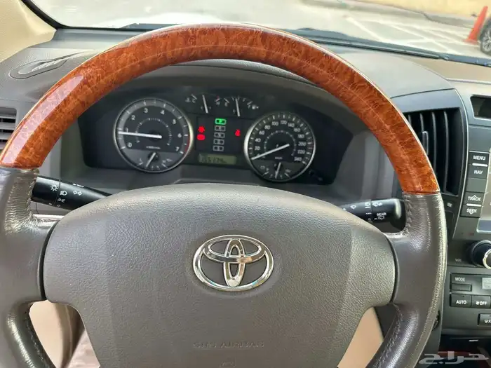 لاندكروزر GXR 2012 فل كامل V8 نادر (تم البيع) 29