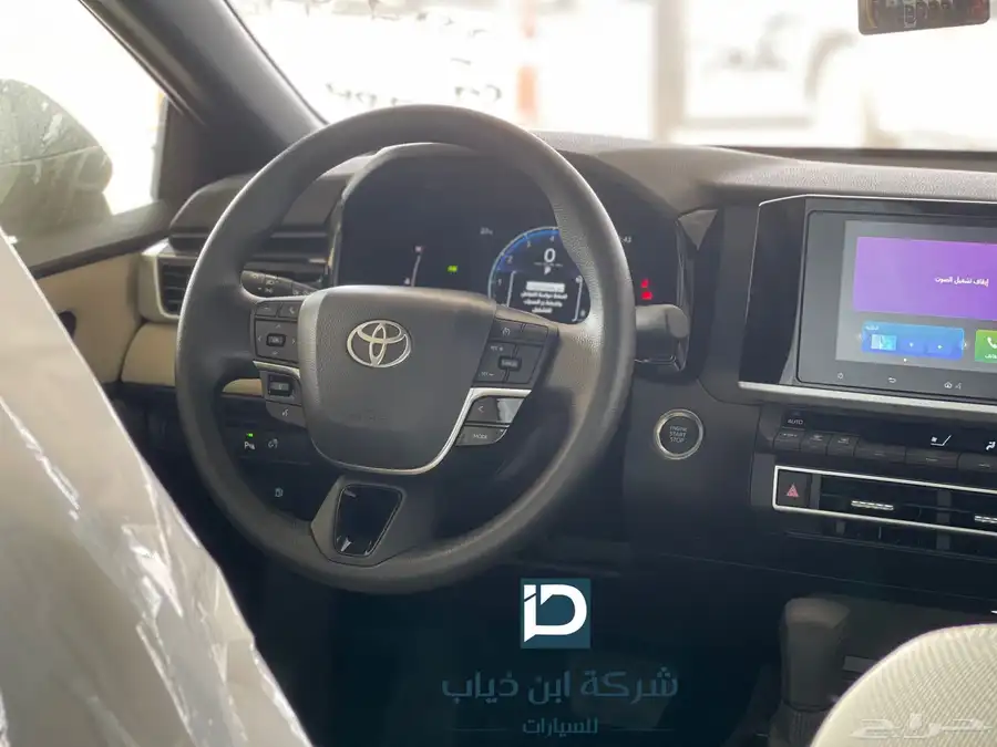 تويوتا كامري 2025 استاندر سعودي E ملوووح ابيض اسود 5