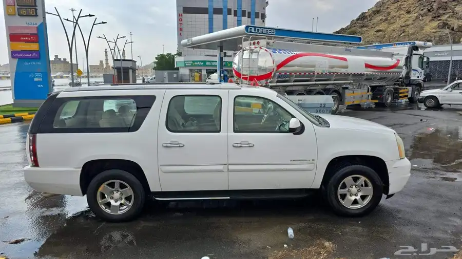 جمس دينالي 2007 نظيف جدا للبيع او البدل 2