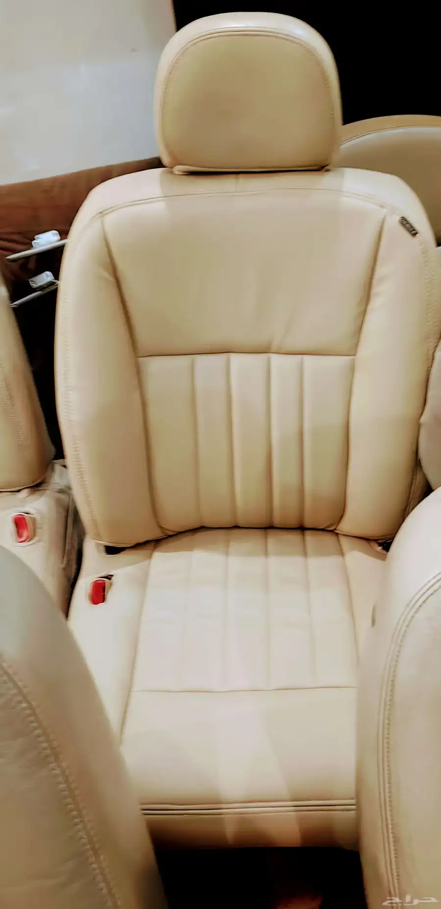 قطع غيار فورد لينكون تاون كار من 2003 الى 2011 27