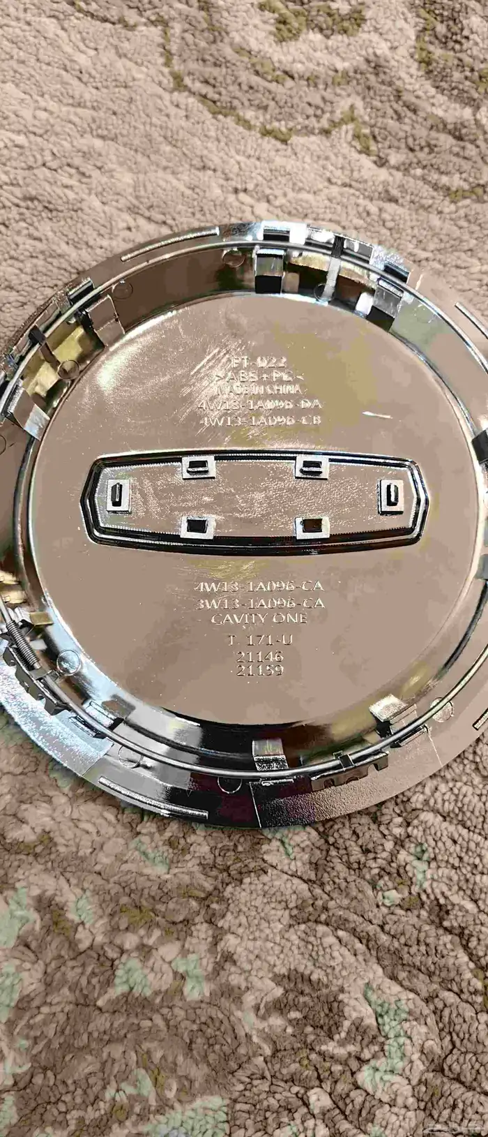 قطع غيار فورد لينكون تاون كار من 2003 الى 2011 46