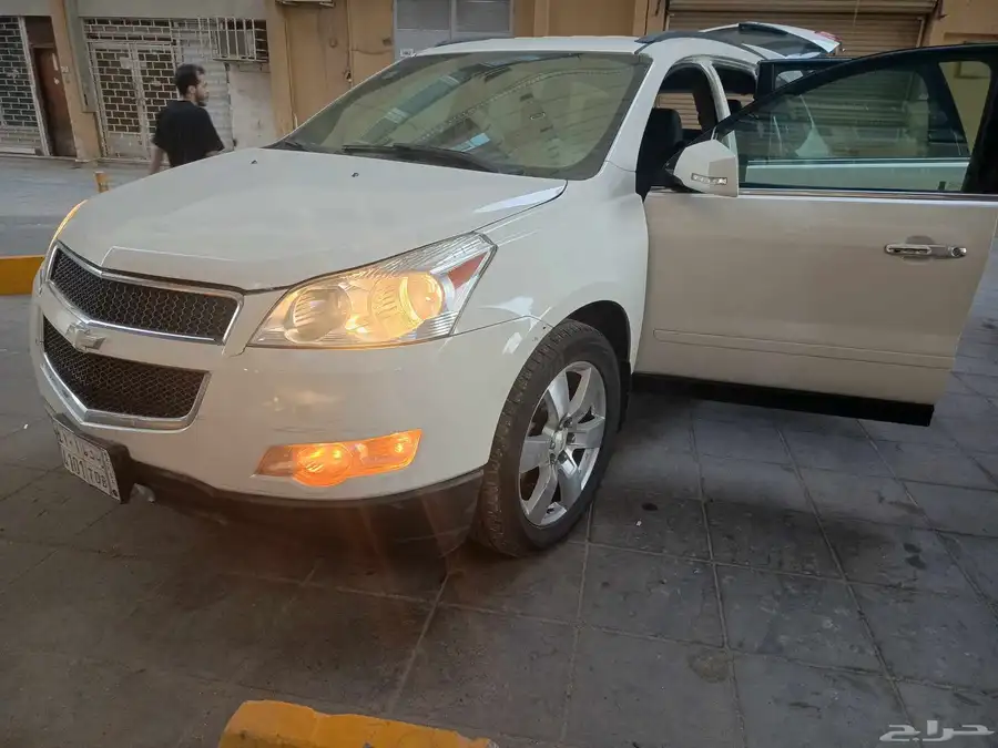 شفروليه .ترافرس 5