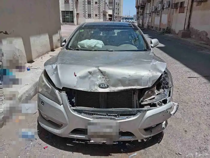 كيا كادينز 2012 مصدوم للبيع 0