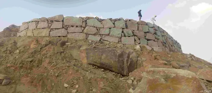 معلم حجر 3
