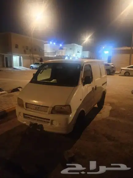 فان بضاعه 2003 للايجار الشهري 1