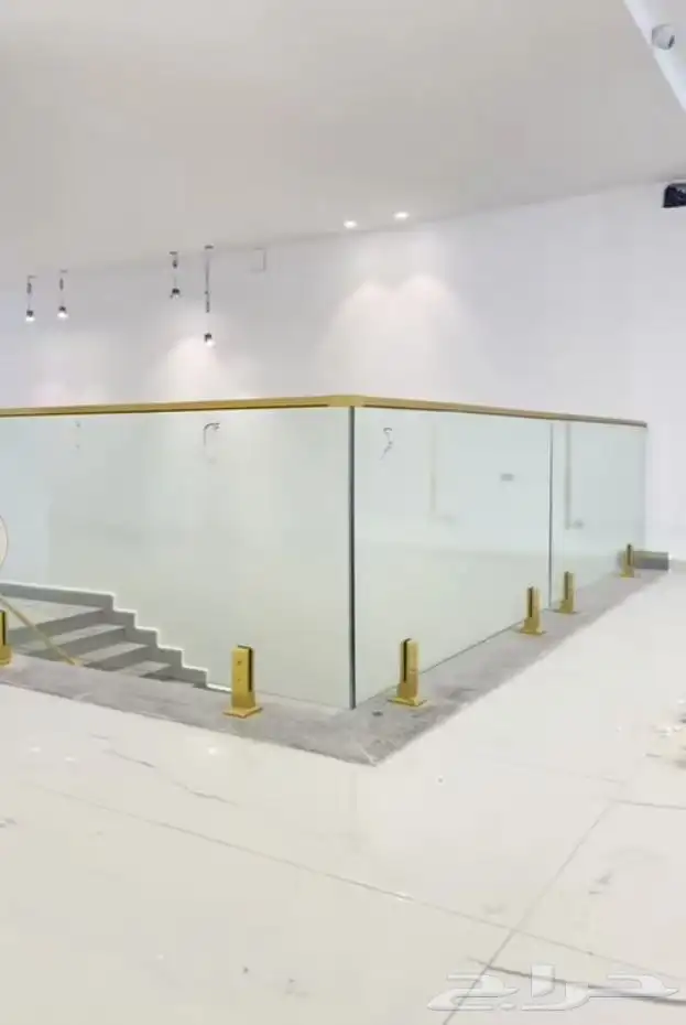 تفصيل درابزين زجاج ومسابح بالرياض 4