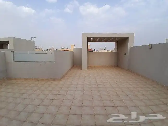للبيع فيلا دبلكس دورين وملحق تشطيب VIP بدرة الموسي 34