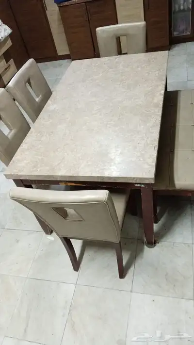 طاولتين طعام و مفرشه 2