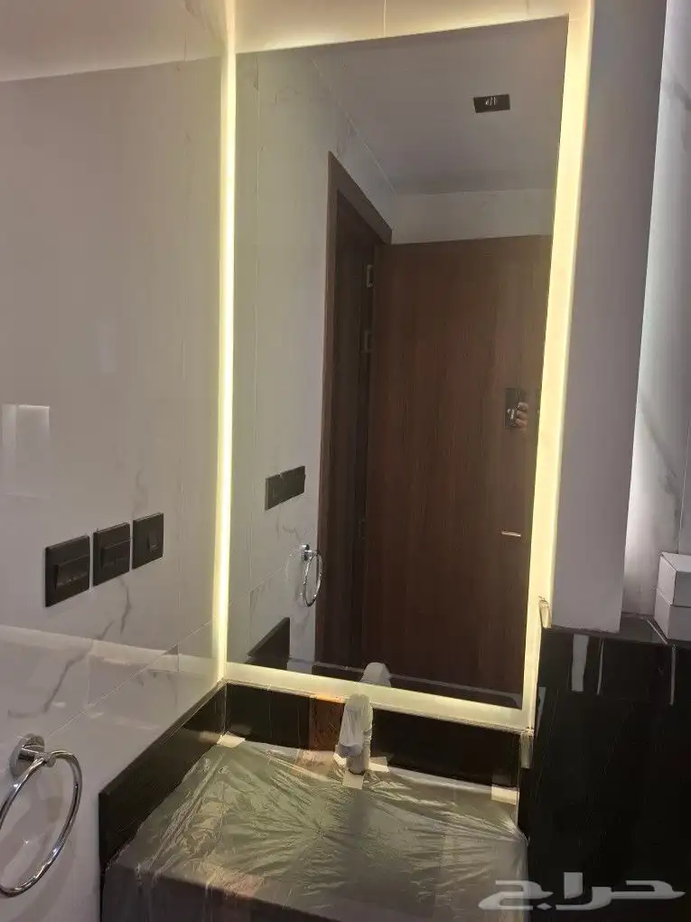 توريد وتركيب زجاج سيكوريت 12ملم واجهات مكاتب شاورات مسابح 6