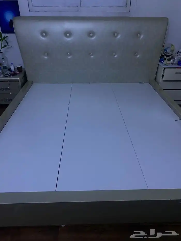 سرير نوم نفرين على السوم 3