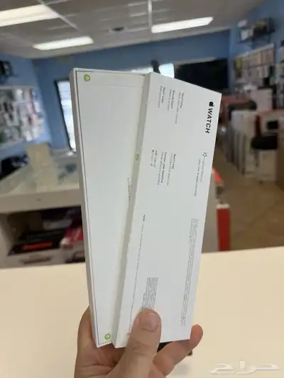 Apple Watch Series 9 45mm -Midnight- (GPS) with Black Bands 7