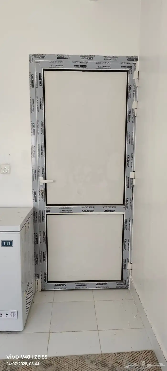 باب المنيوم شباك باب حديد 1