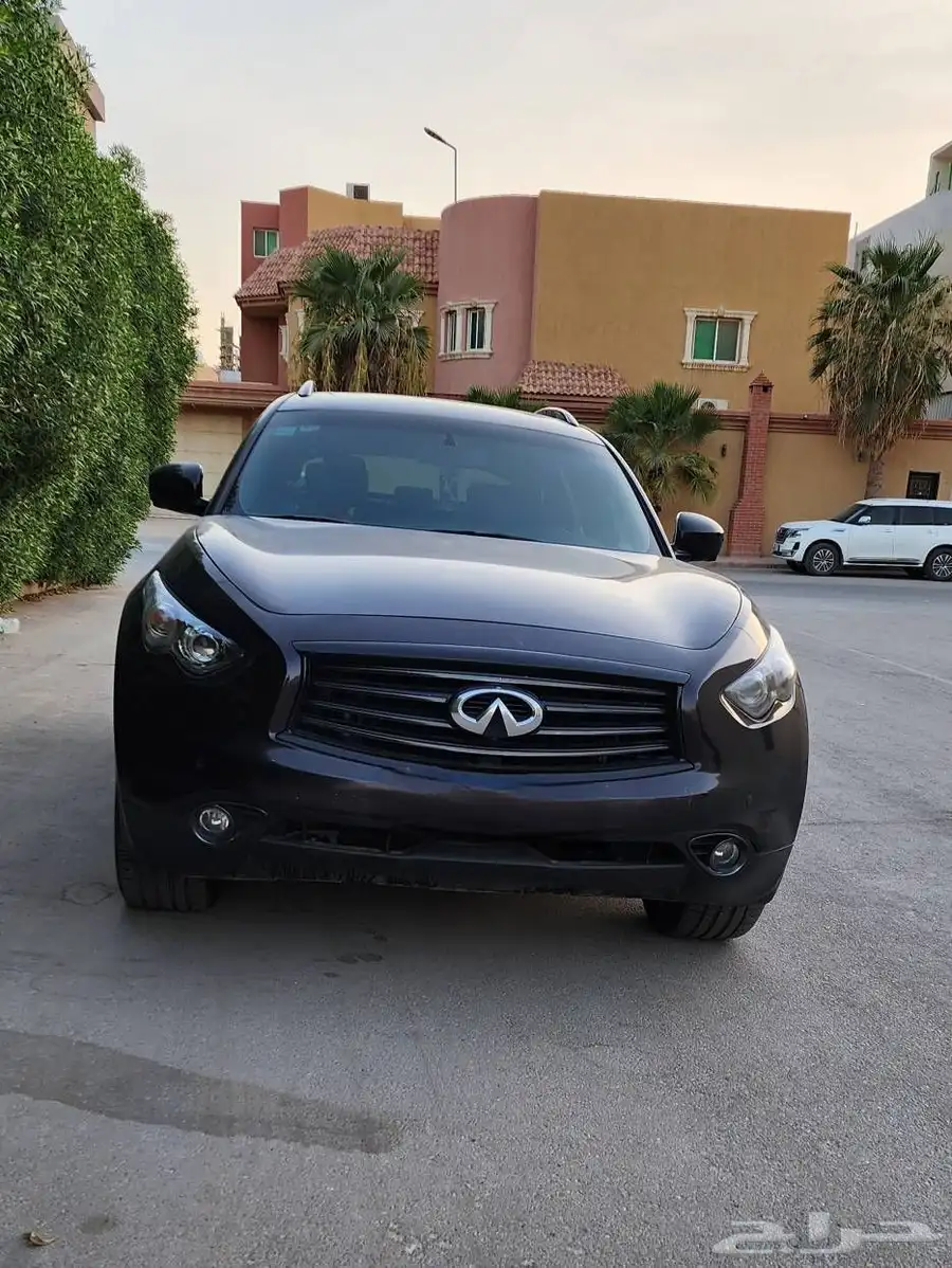 إنفنتي QX70S 2015 حالة ممتازة بدون رش أو حوادث عداد 133 ألف index