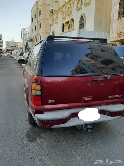 - جمس شيفروليه سوبربان - موديل 204 - اللون أحمر- مجدد ومفحوص 4