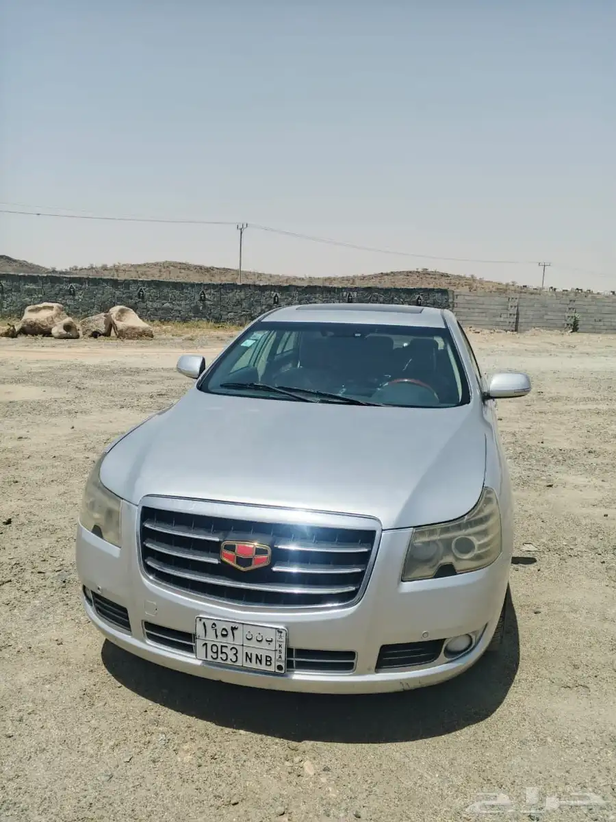 جيلي اميجراند C8 2012 0