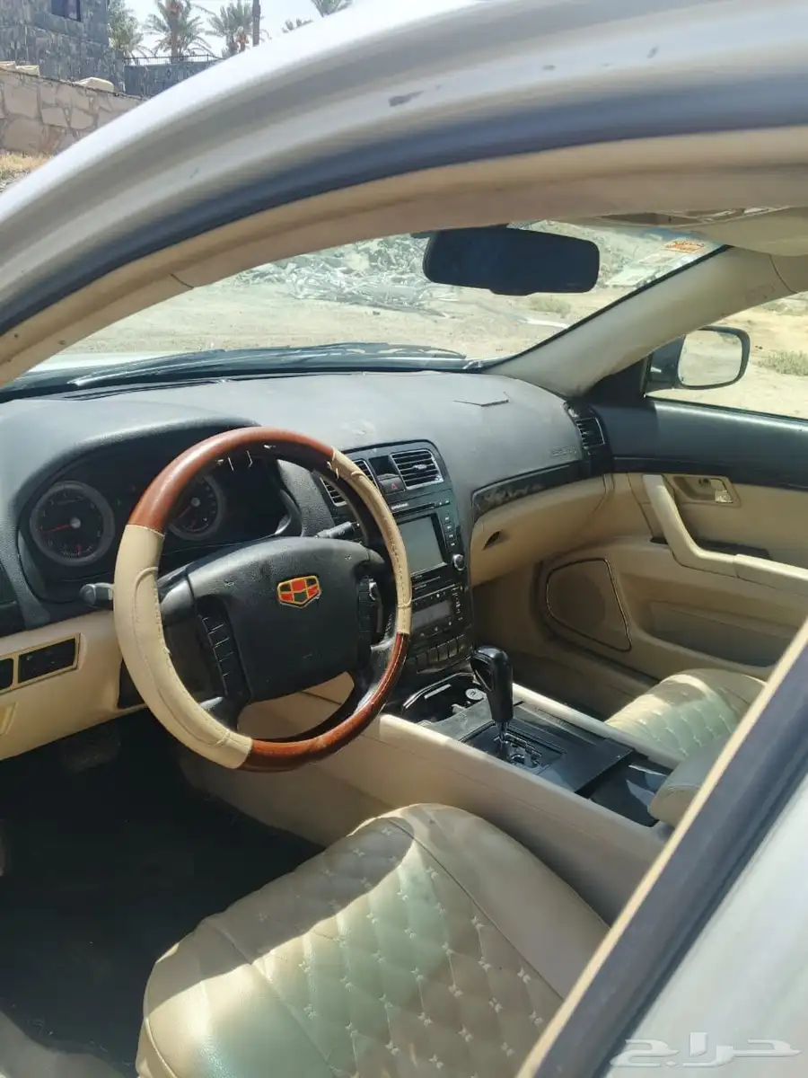 جيلي اميجراند C8 2012 8