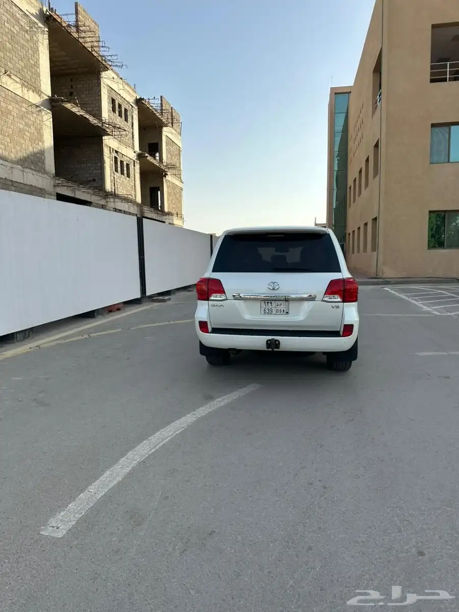لاندكروزر GXR 2012 فل كامل V8 نادر (تم البيع) 5