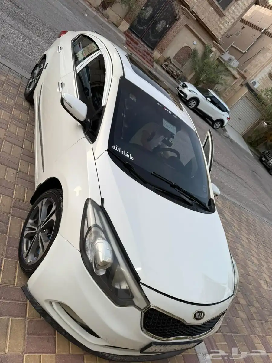 كيا سيراتو 2014 فل كامل بصمه داخليه وخارجيه 6