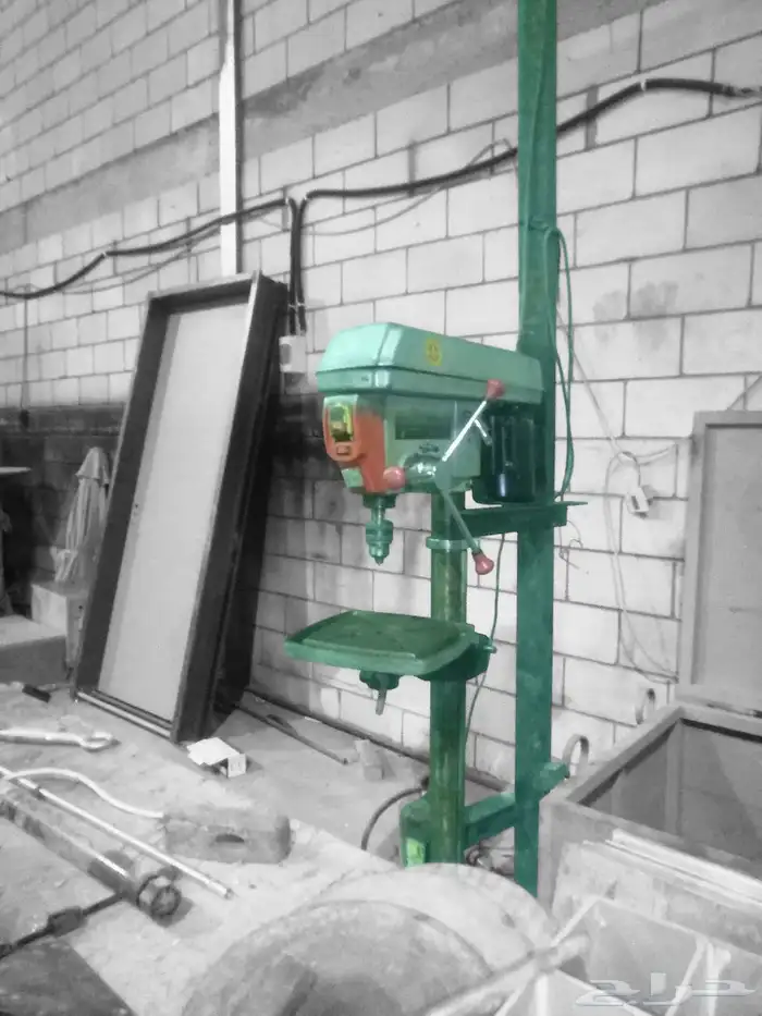 للبيع معدات ألمنيوم وحديد 8