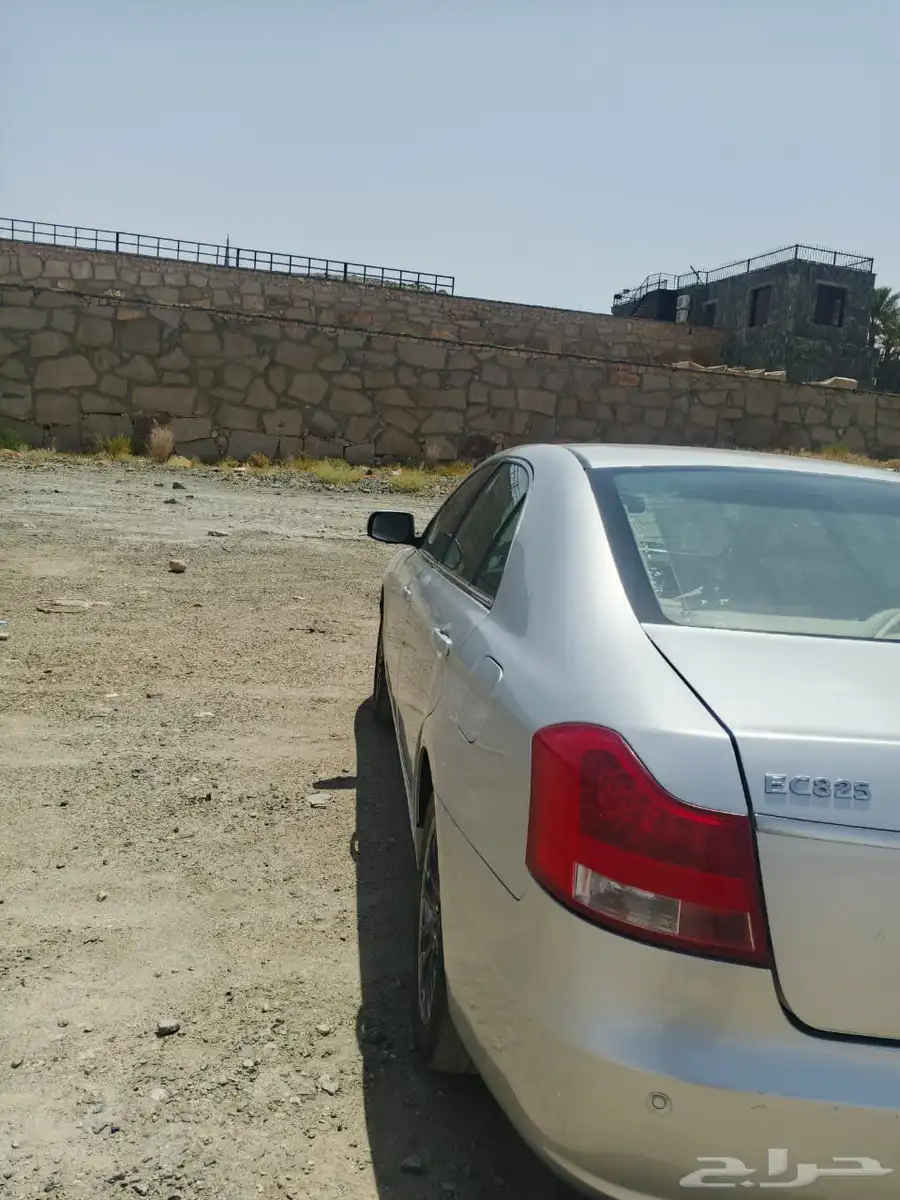جيلي اميجراند C8 2012 6