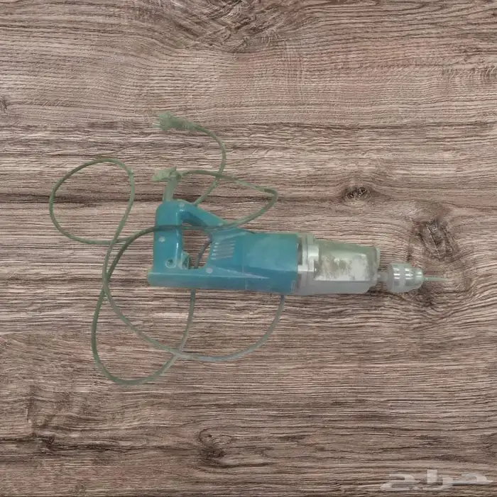 للبيع معدات ألمنيوم وحديد 12