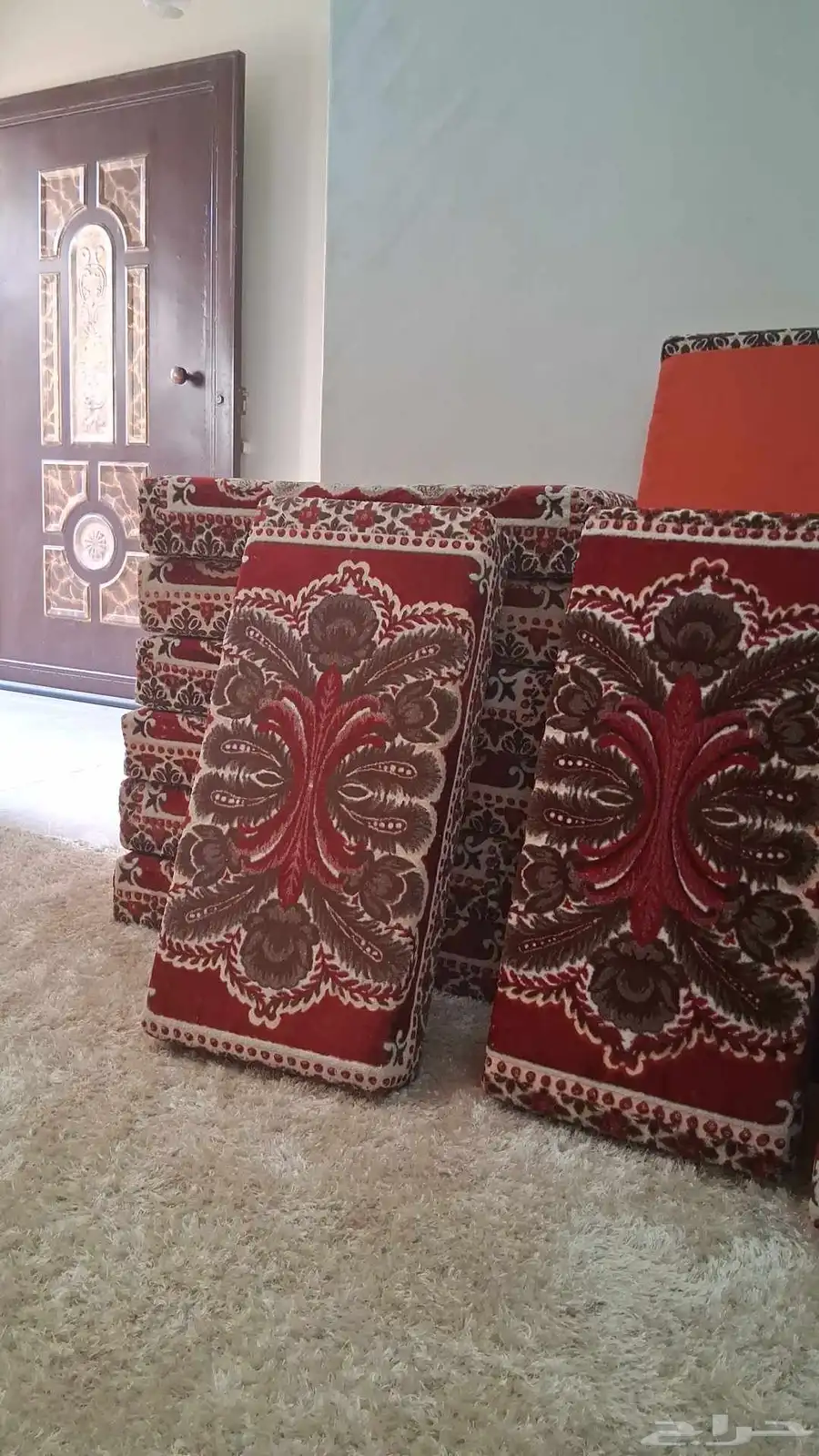 مخدات مساند ظهر قديمه 0