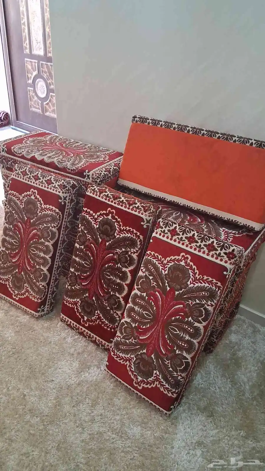 مخدات مساند ظهر قديمه 1