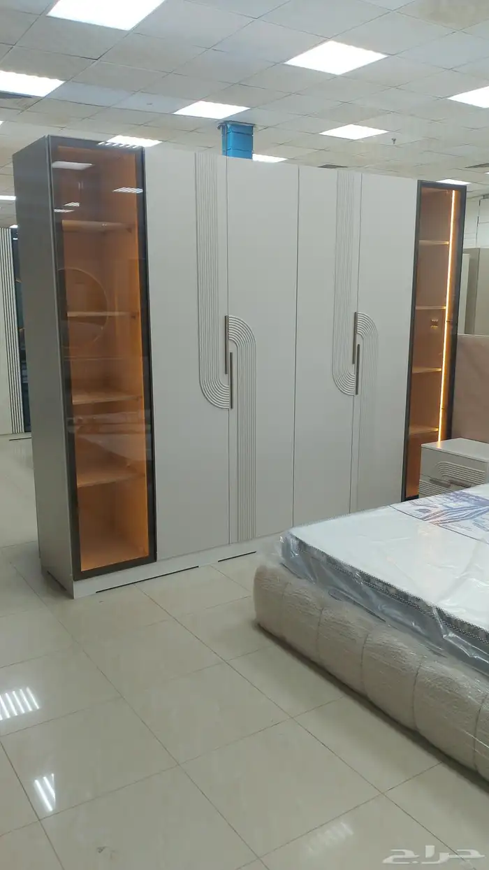 متوفر جميع المقاسات والالوان جاهز وتفصيل حسب الطلب 3