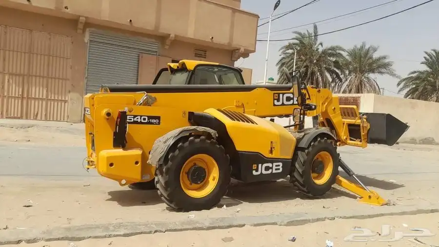 رافعات شوكيه سيزر لفت مار لفت بوم تراك ايجار 6