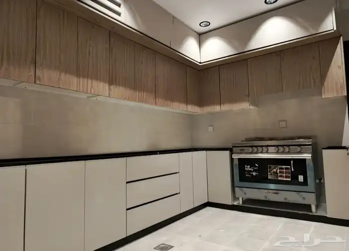 مطابخ تفصيل حسب الطلب   تصميم عصري وضمان جودة   أسعار منافسة 2