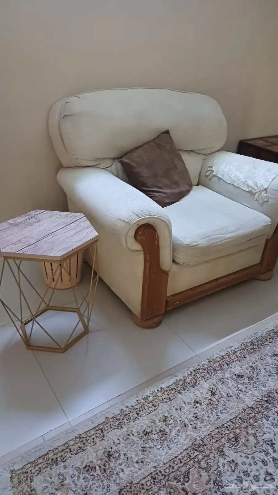 كنب سكري نظيف لاربعه اشخاص 1