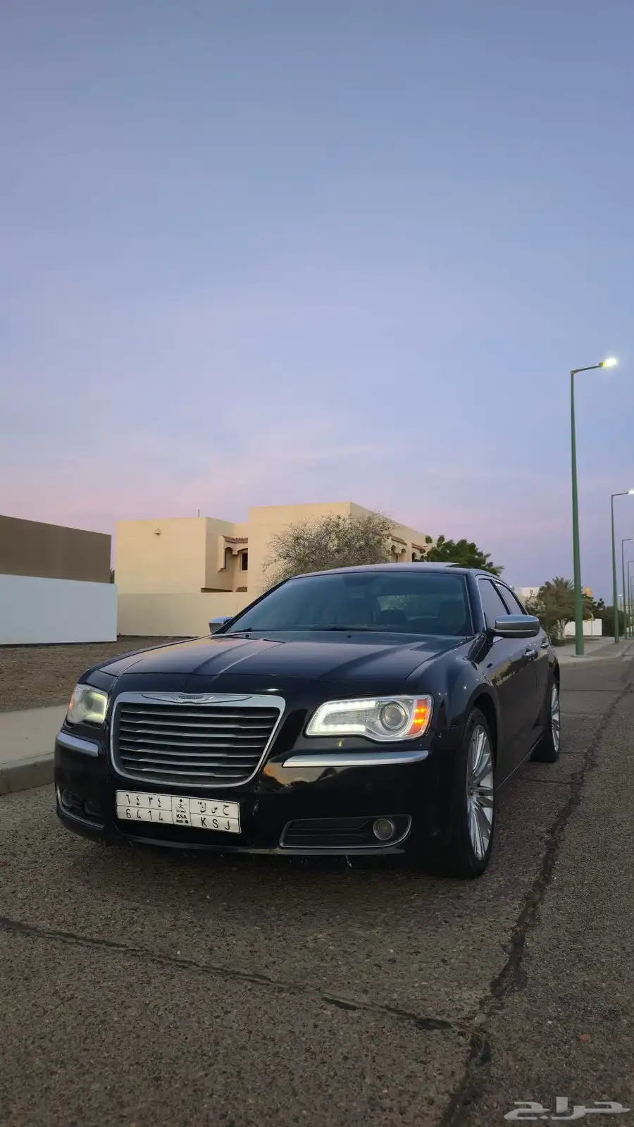 كرايسلر 5.7 2014 فل كامل(اكزاكتيف) بودي بلد 1