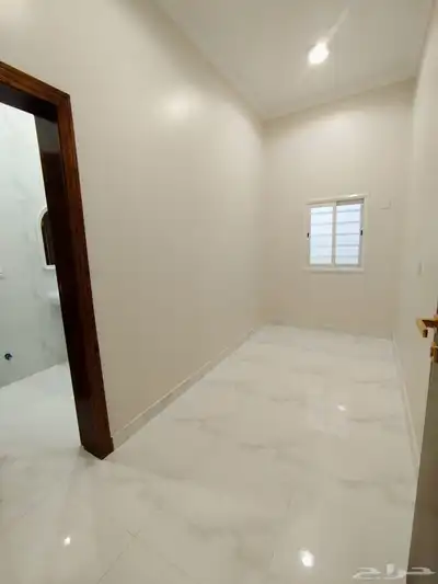للبيع روف دور ثاني مودرن بجوار حديقه المليون المحاله ابها 8