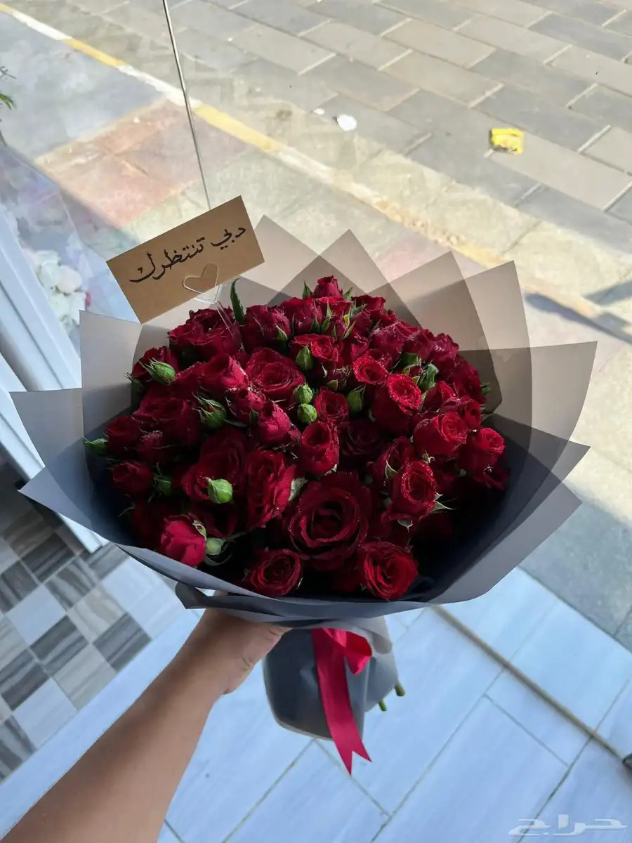 تنسيق باقات ورد فخمه وفكره وابتكار مسكات عرايس اسعار حلوه طب 8
