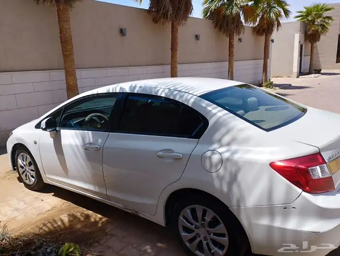 هوندا سيفيك موديل 2012 - LX 1.8 1