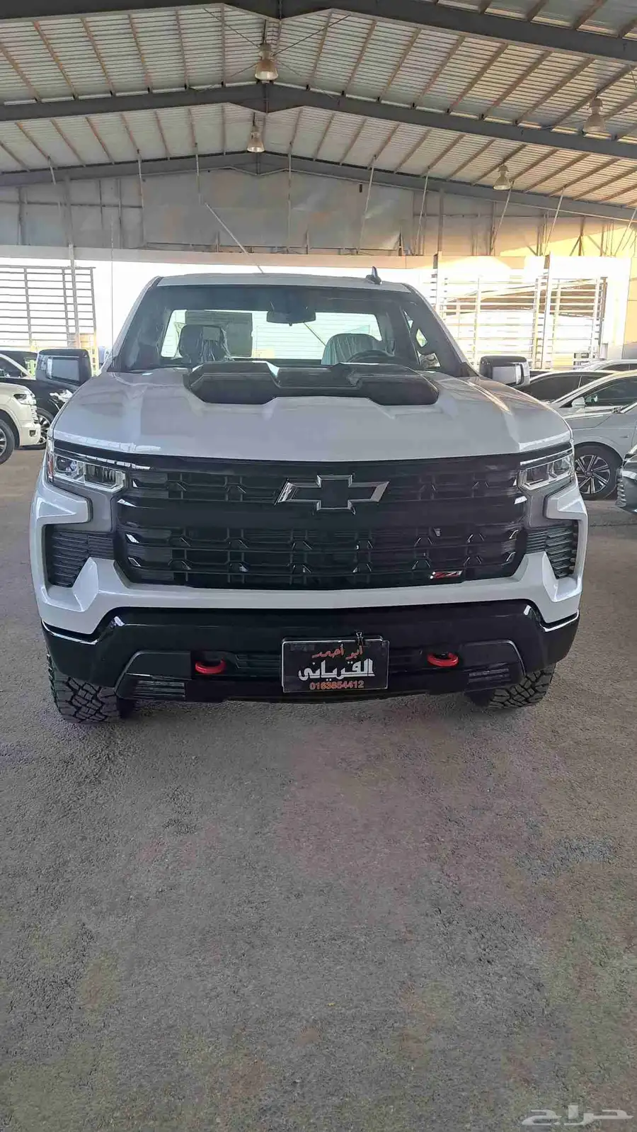 شفرولية سلفرادو 2023عداد 15الف تريل بوس 0