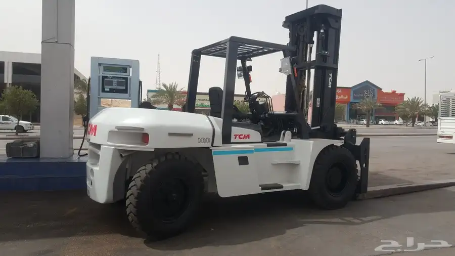 سطحات ونش وكرينات ورافع شوكيه لااليجار الشهري واليومي والمشا 1