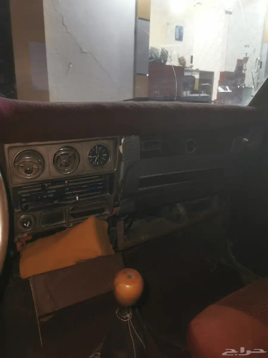 كرسيدا موديل 79 نظيفه وعالشرط البيع لعدم الحاجه 4