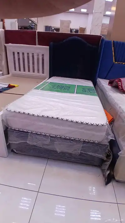 سريررات مرتبه طاولة تلفزيون 7
