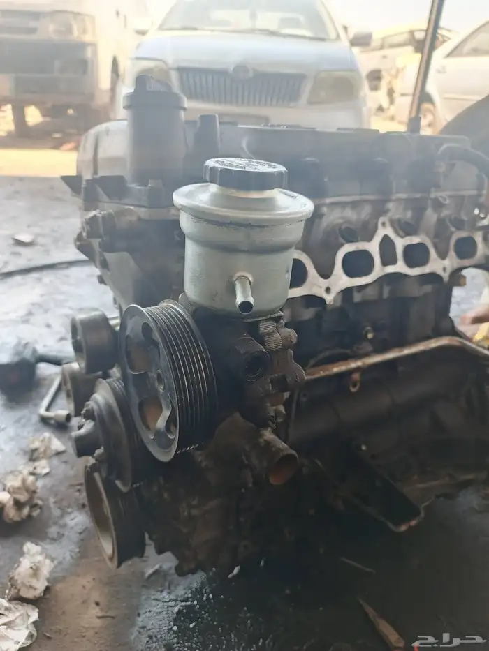 للبيع مكينه هايلوكس 2013 0